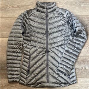 Gray Quilted Puffer Jacket with Stand-Up Collar
